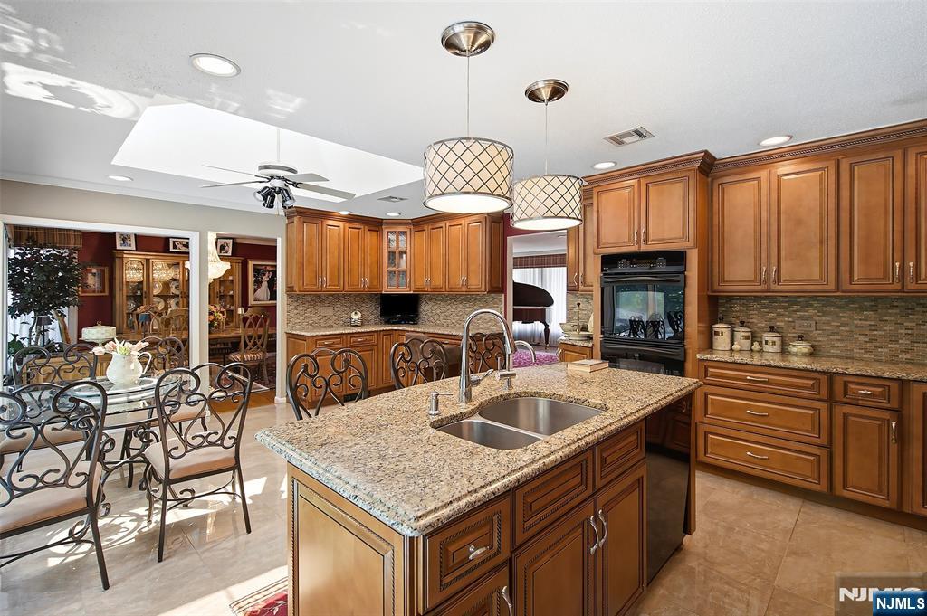 8 Mariani Drive — photo 13