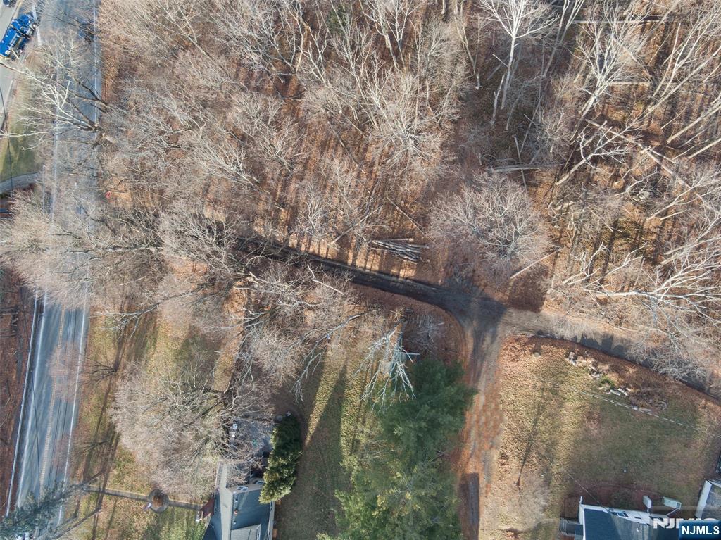2046 Macopin, West Milford, NJ 07480 Listing Photo  6