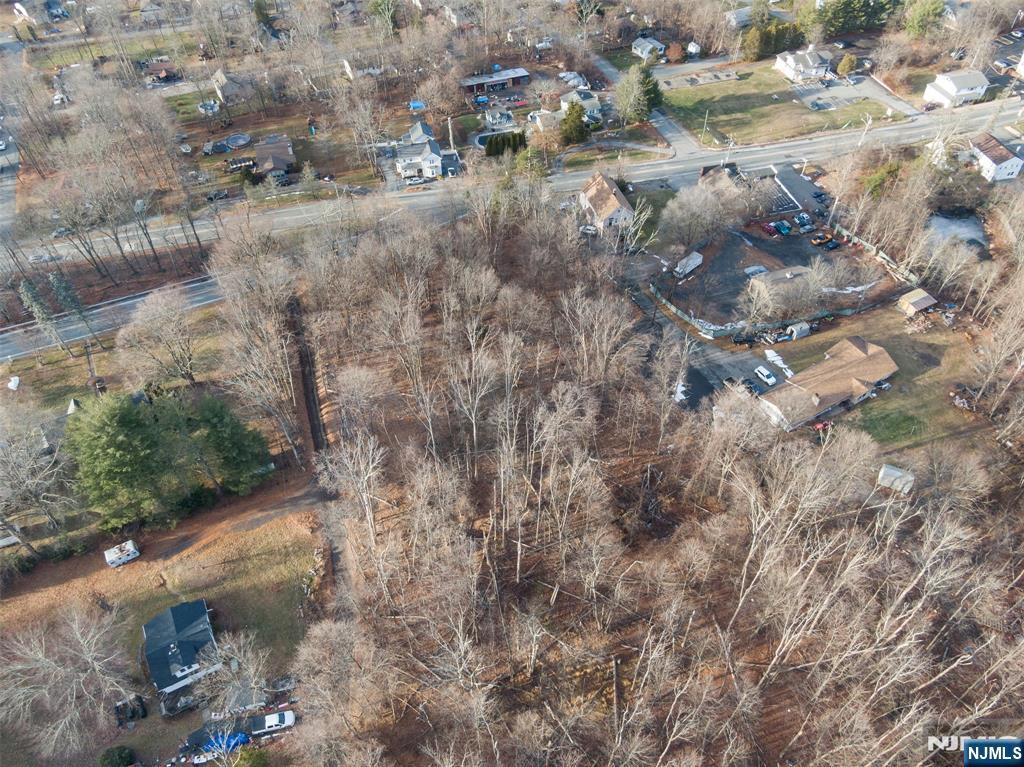 2046 Macopin, West Milford, NJ 07480 Listing Photo  9
