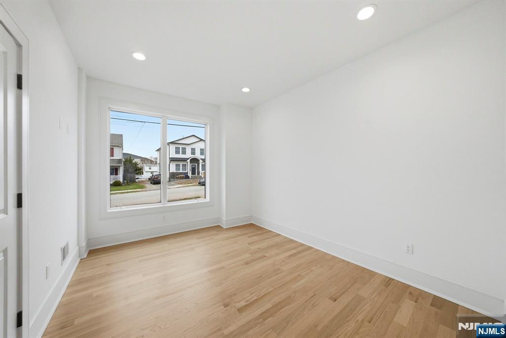 110 Platt Avenue — photo 20