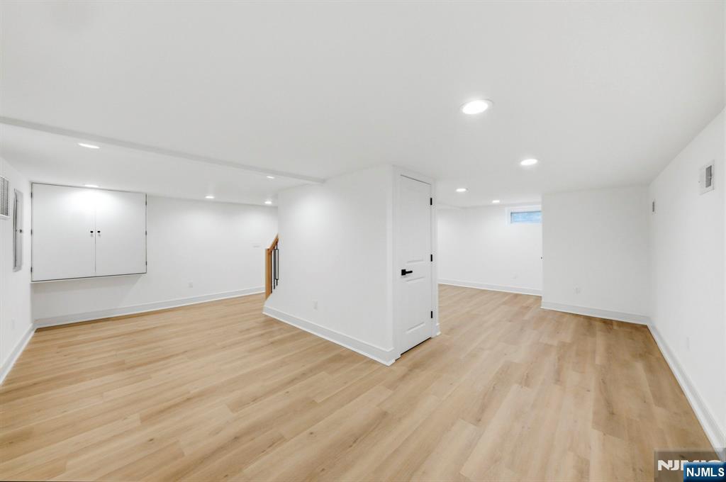 110 Platt Avenue — photo 44