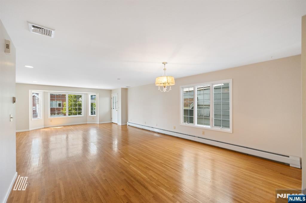 136A Fulton Avenue - Photo 5