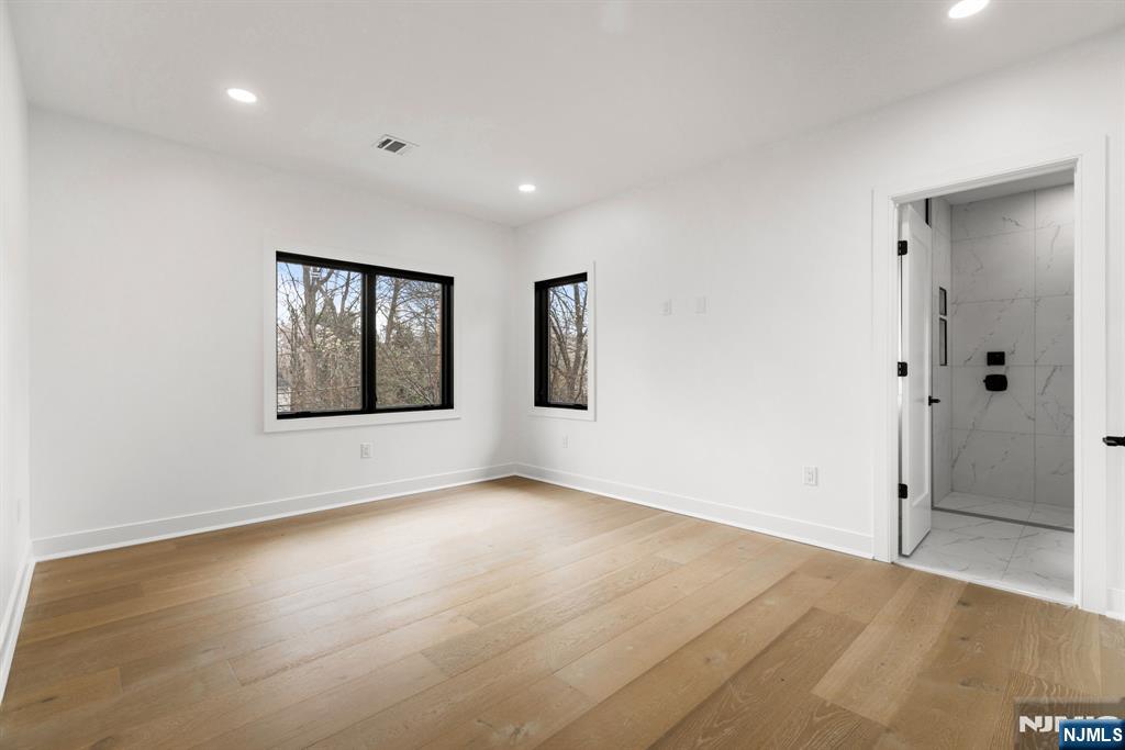45 Riverview Terrace, Mahwah, NJ 07430 Listing Photo  19