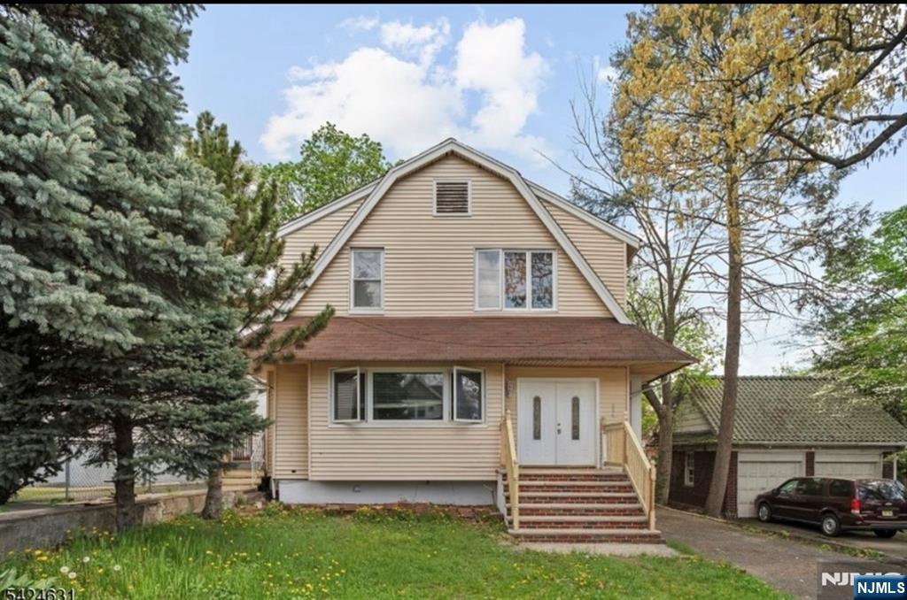 334 Brook Avenue - Photo 1