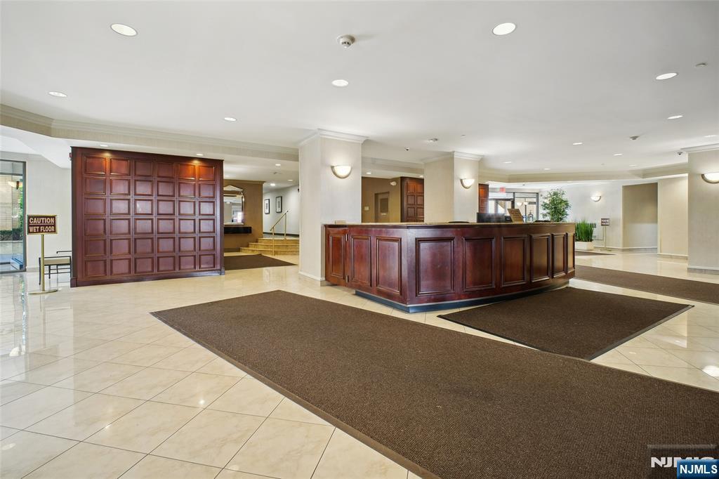 2200 N Central Road 6U - Photo 3