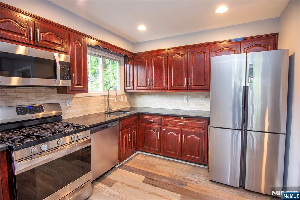 Photo 4 of Single family home for sale at 536 Boulevard, New Milford, NJ 07646 | MLS# 26019740 | Listing updated on 2026-10-07