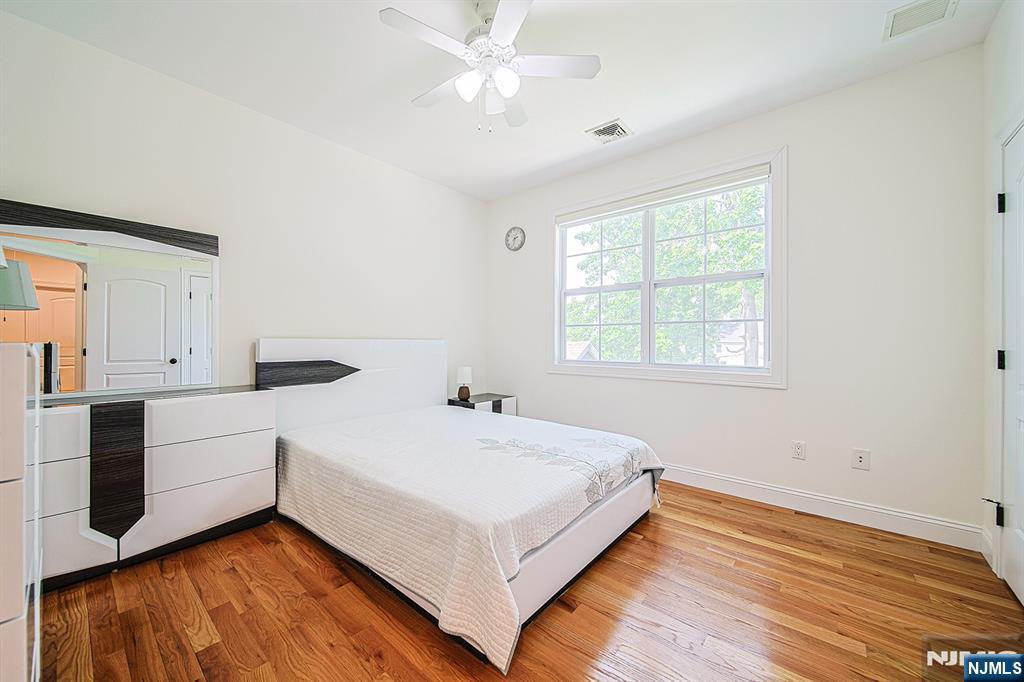 17 Fairmount Avenue — photo 26