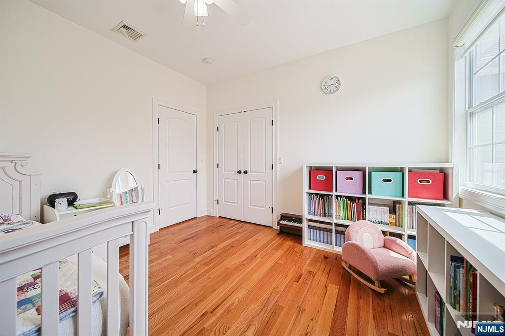 17 Fairmount Avenue — photo 33