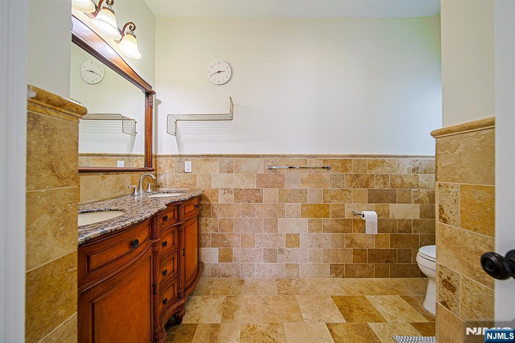 17 Fairmount Avenue — photo 36