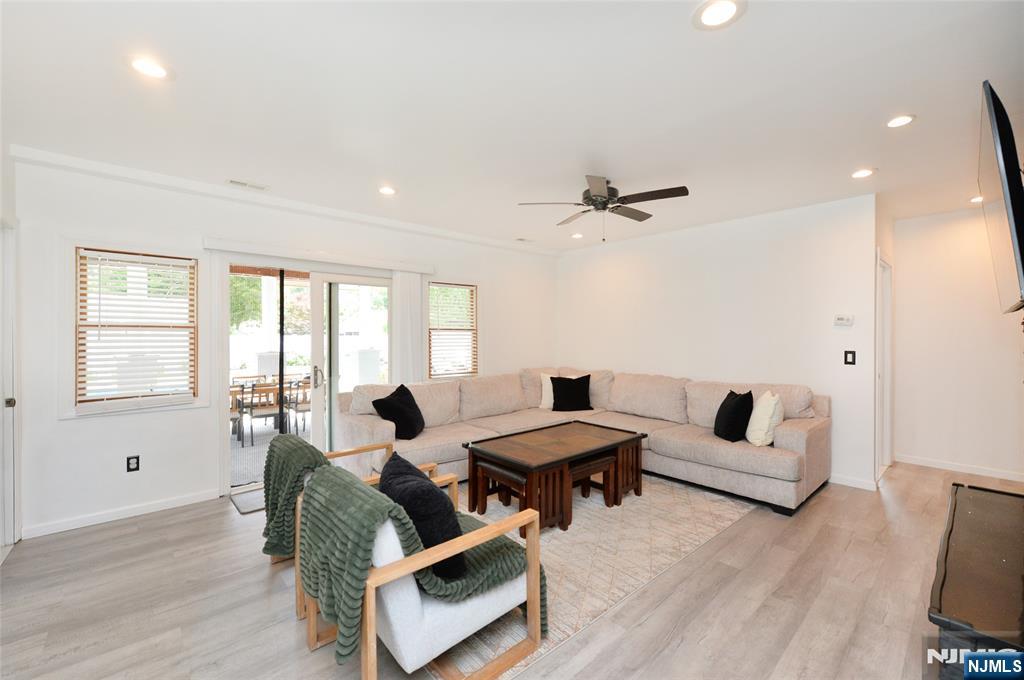 59 Hahn Avenue — photo 10