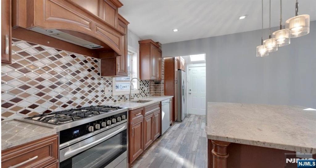 51 Cedar - Photo 2