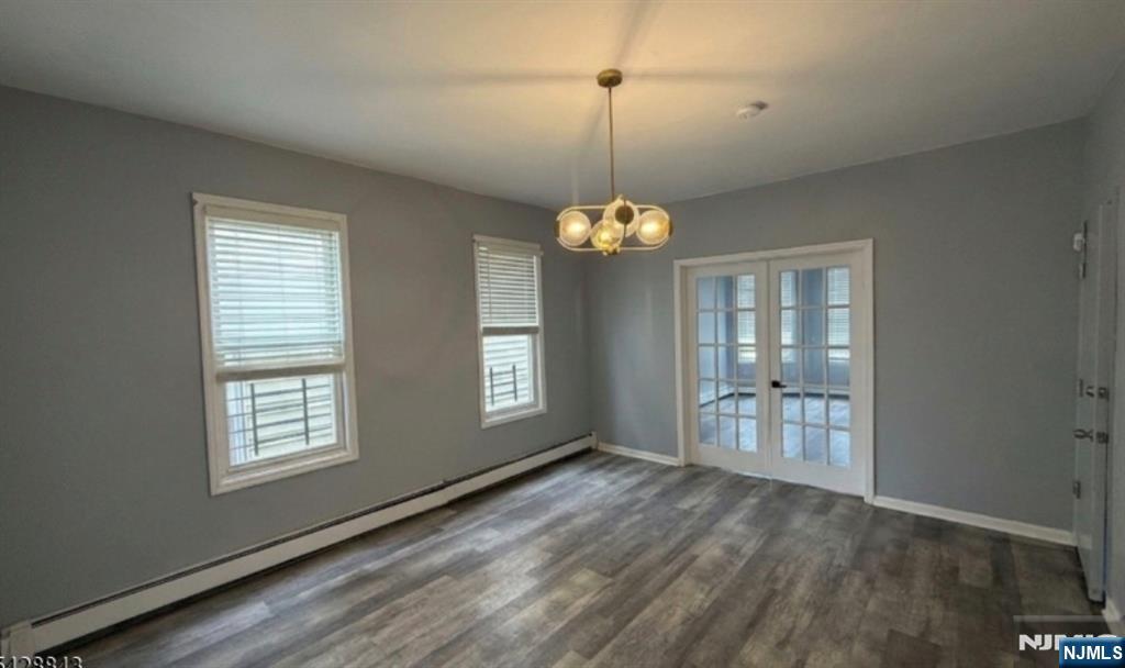 280 6th Street - Photo 2
