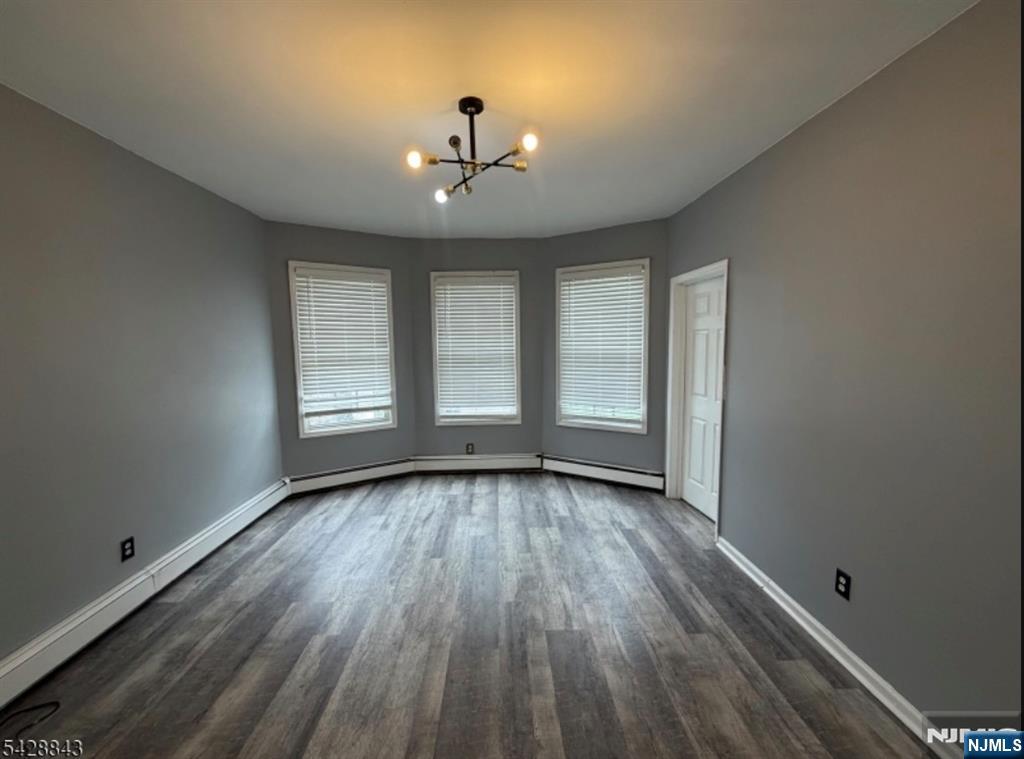280 6th Street - Photo 4