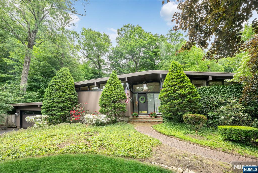 11 Kingsley Road - Photo 3
