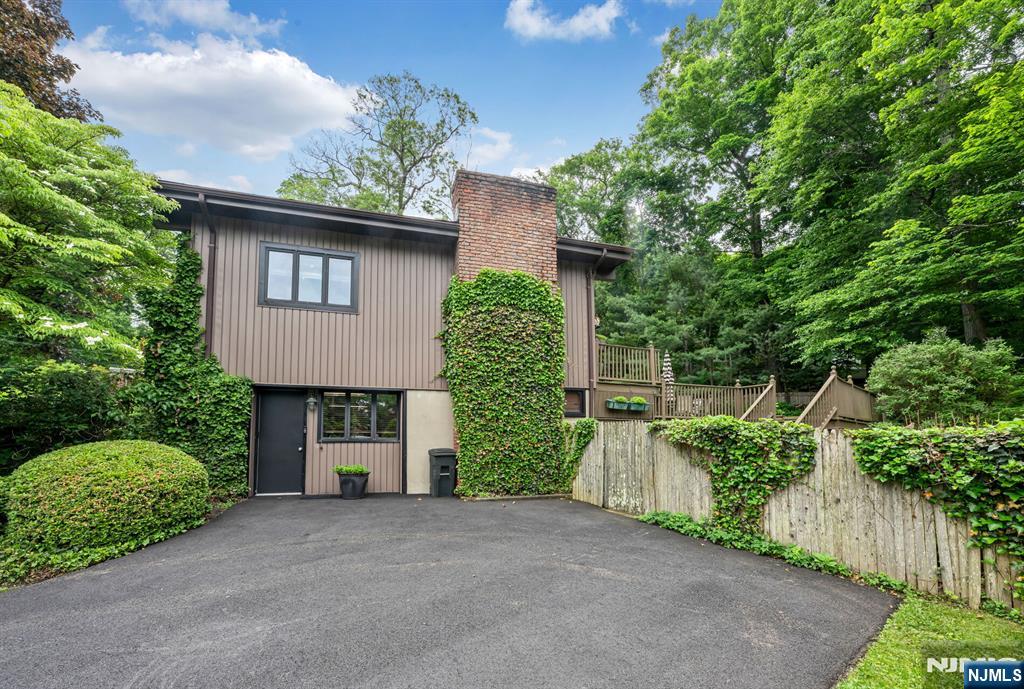 11 Kingsley Road - Photo 4