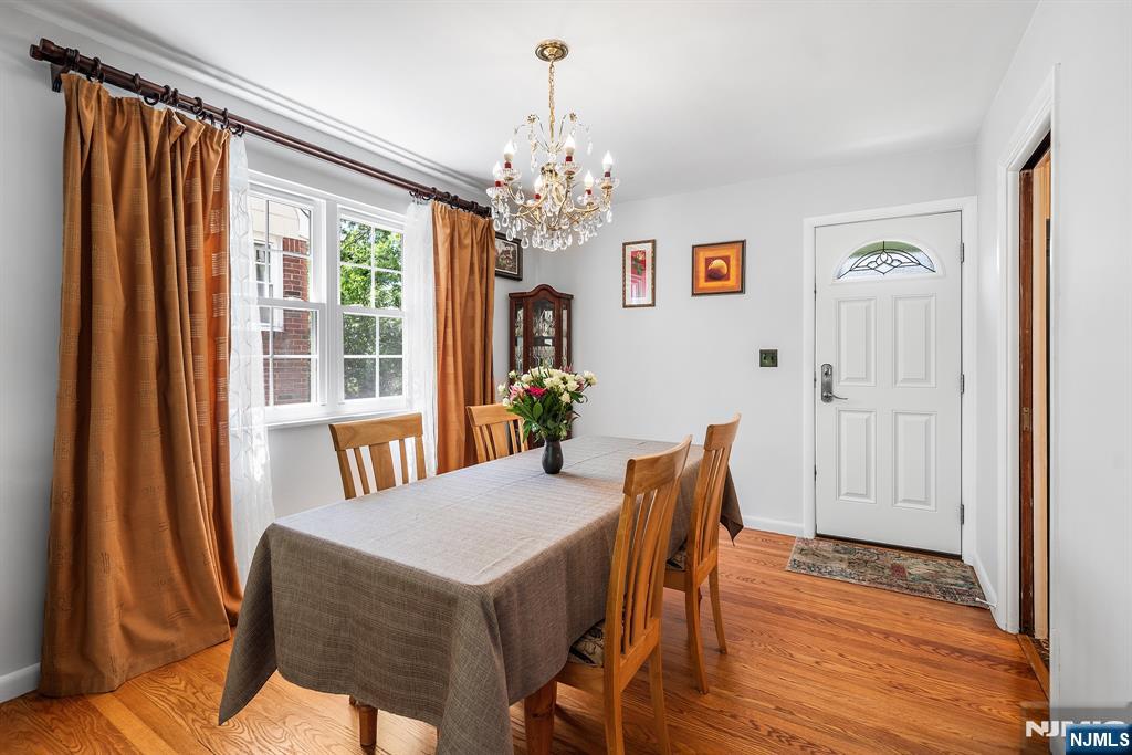 1095 Harvard Place — photo 11