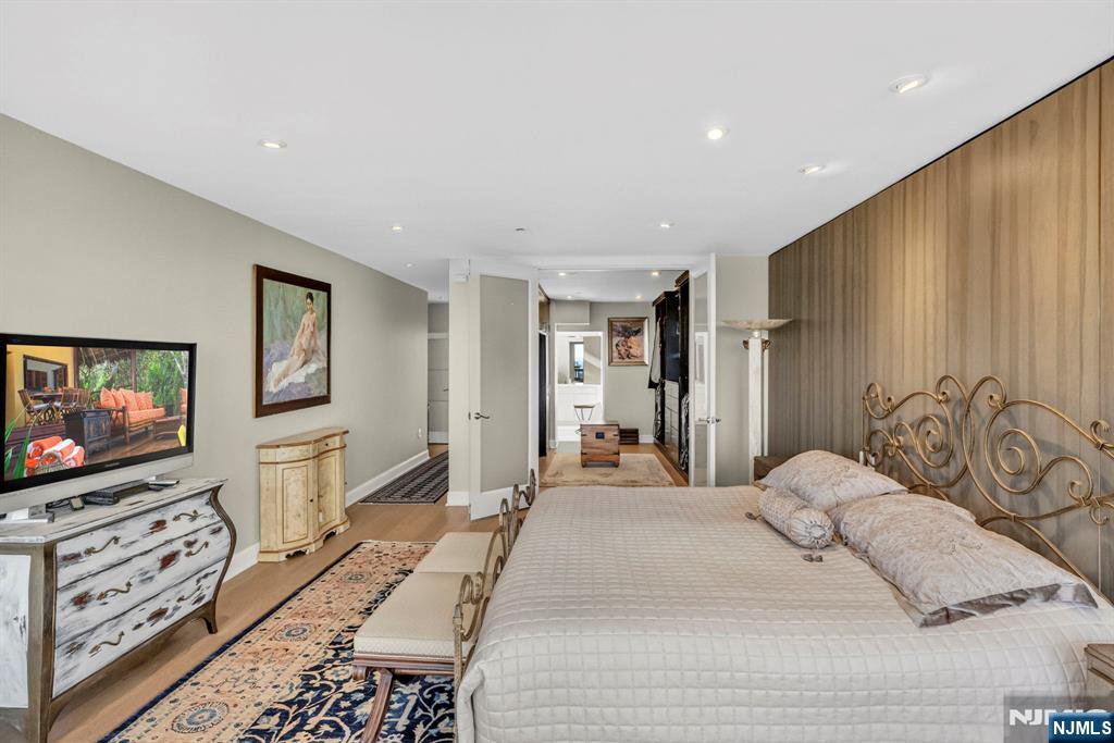 900 Palisade Avenue, #2403, Fort Lee, NJ 07024 Listing Photo  25