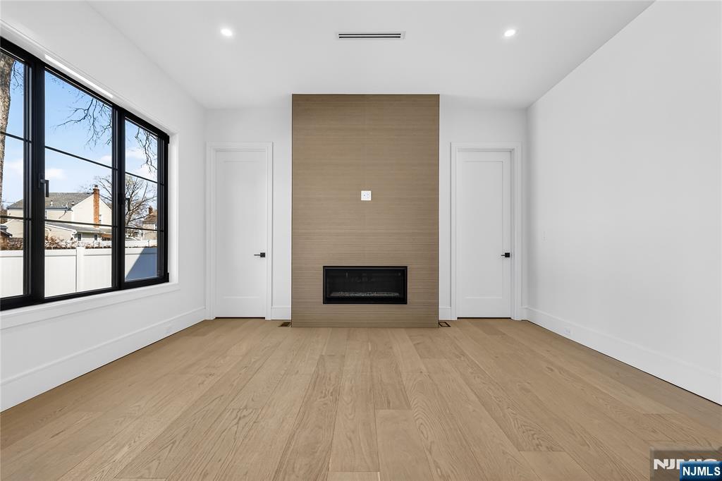 395 Hickory Avenue