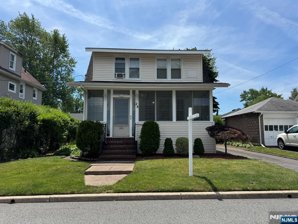 28 Van Houten Street - Photo 1