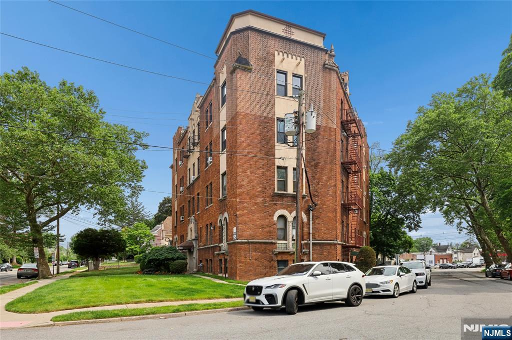 303 C2 Hamilton Place C2 - Photo 2