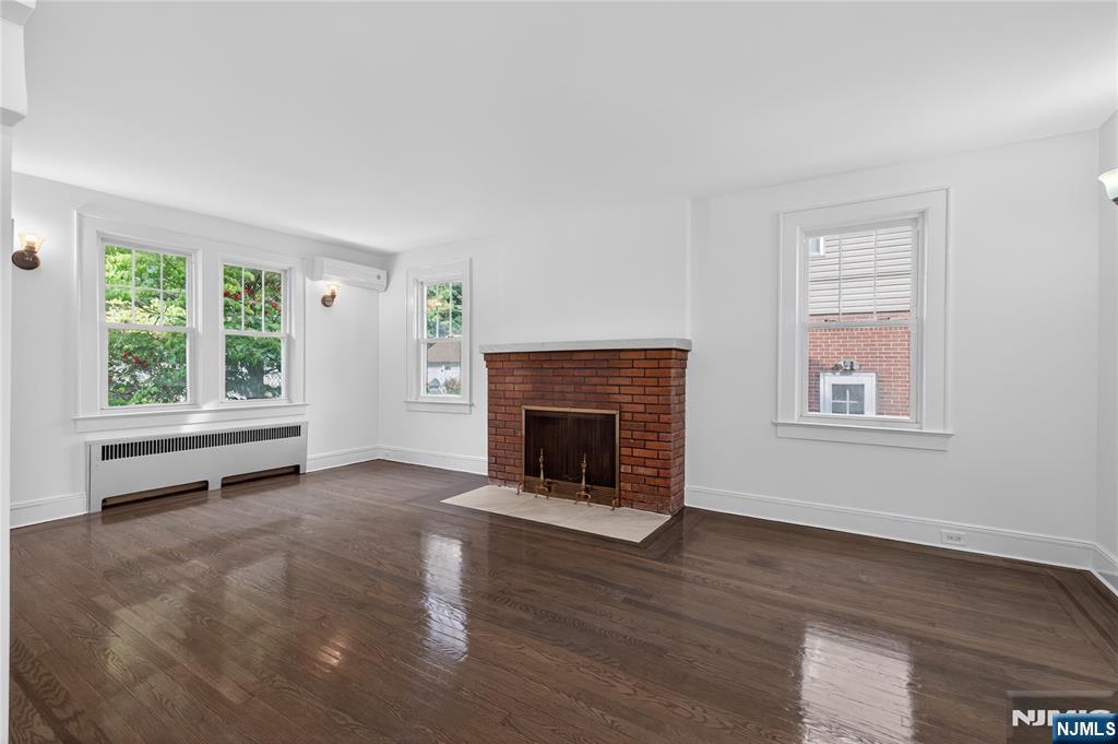 135 Rockwood Place - Photo 5