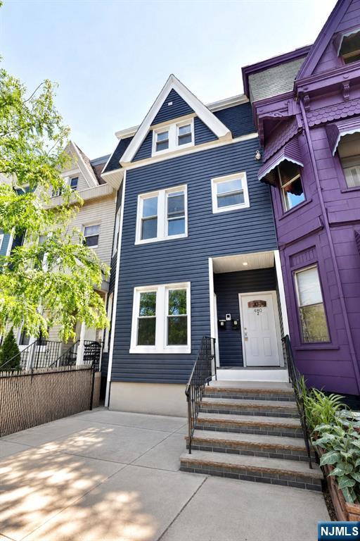 480 Bergen Avenue - Photo 1