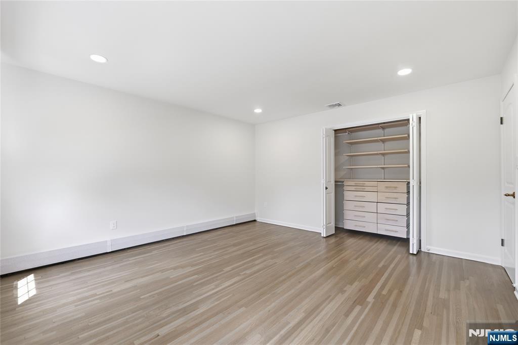 3rd bedroom - built in closet by Container Store/ Alfa Space