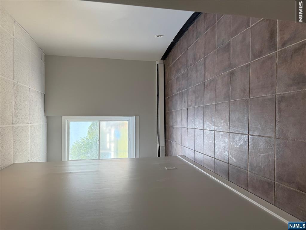 75 Lodi Street - Photo 5