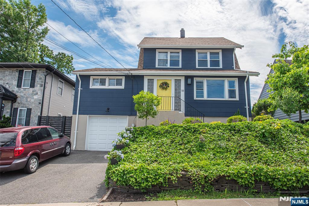 118 Hamilton Avenue - Photo 1
