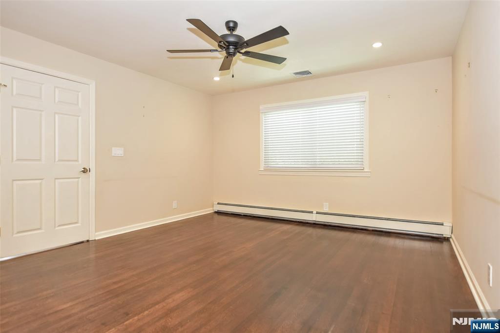 24 Maple, #First Floor, Waldwick, NJ 07463 Listing Photo  18