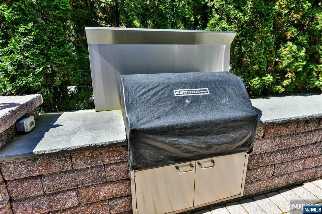 24 Maple, #First Floor, Waldwick, NJ 07463 Listing Photo  22
