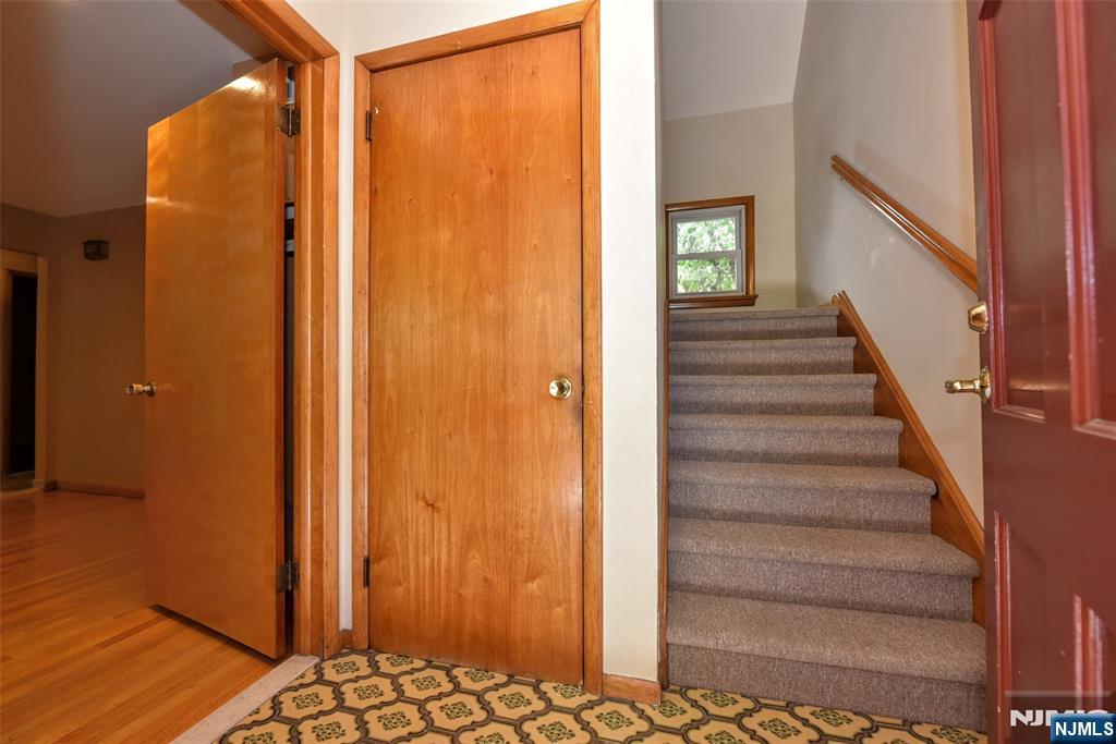 24 Maple, #First Floor, Waldwick, NJ 07463 Listing Photo  4