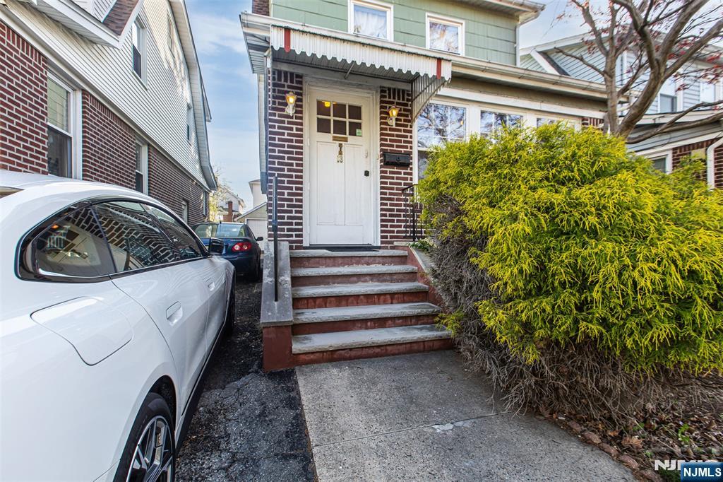 13 Front Street - Photo 2
