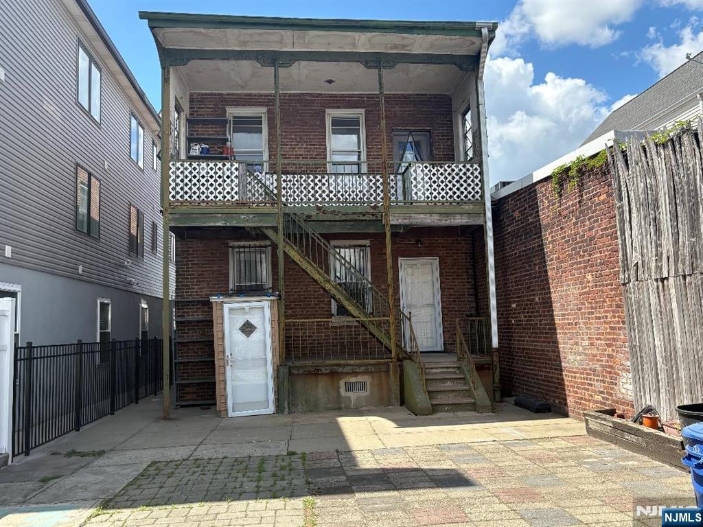 94 Elm Road - Photo 2