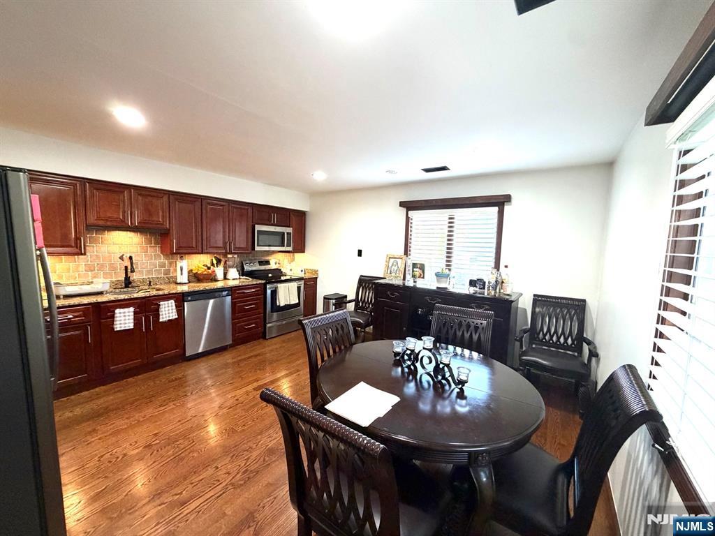 52 Heckel Street 102 - Photo 2