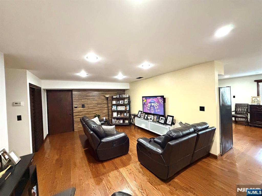 52 Heckel Street 102 - Photo 3