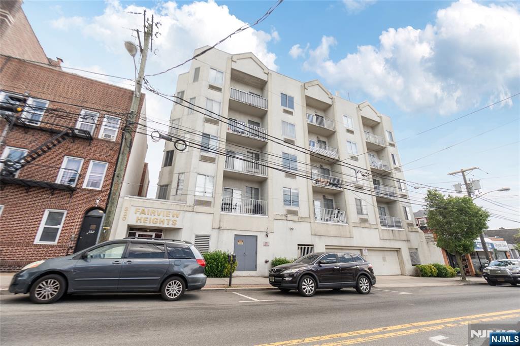 320 Anderson Ave #2A, Fairview, NJ 07022
