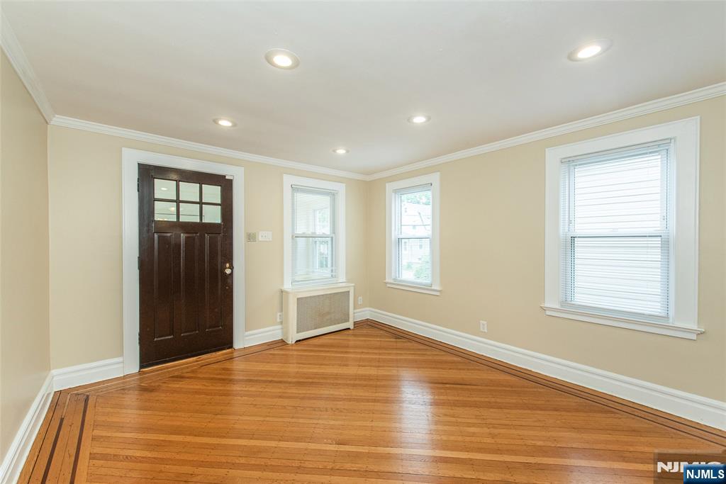 Homes for sale in Maplewood, NJ | 85 Jacoby St, Maplewood, NJ 07040 | MLS# 26019875