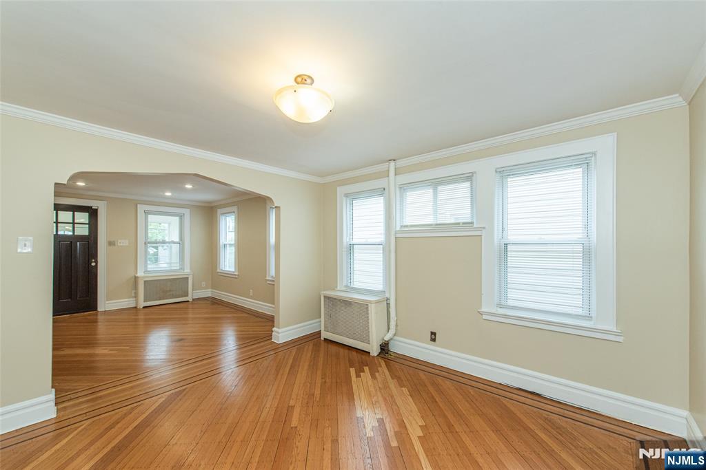 Homes for sale in Maplewood, NJ | 85 Jacoby St, Maplewood, NJ 07040 | MLS# 26019875