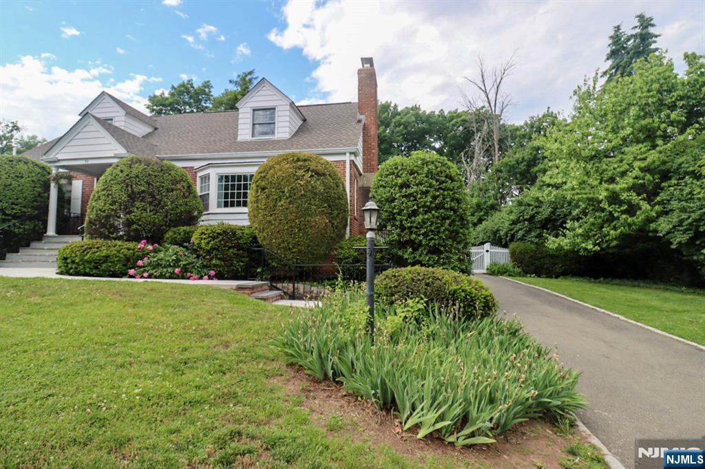 53-59 Bellevue Avenue - Photo 1