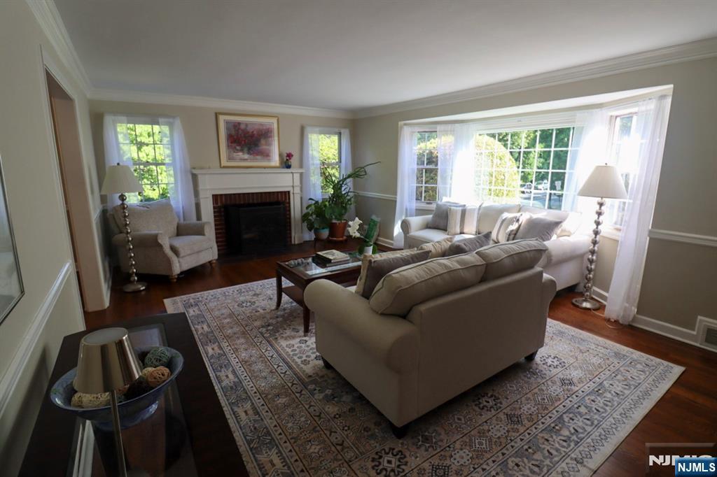 53-59 Bellevue Avenue — photo 16