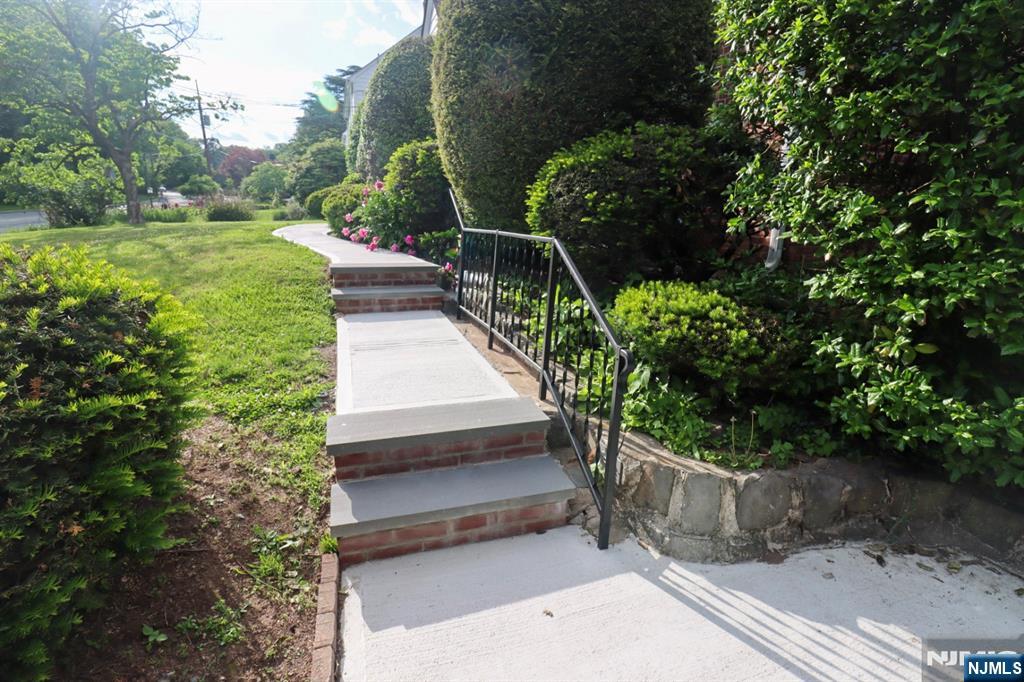 53-59 Bellevue Avenue - Photo 4