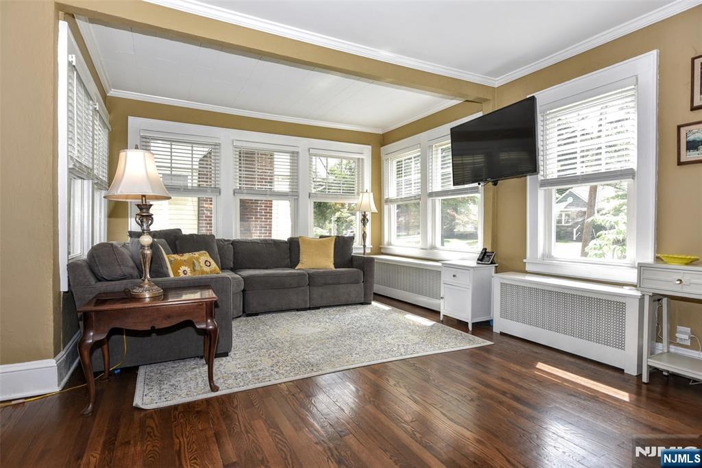354 Demarest Avenue - Photo 4