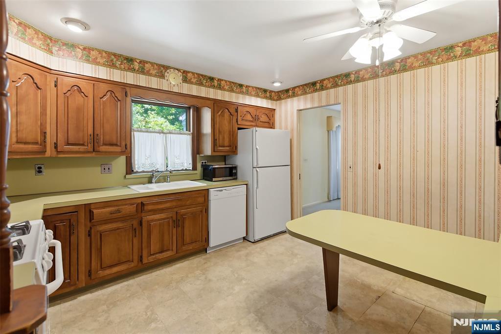 169 Hamilton Road, Teaneck, NJ 07666 Listing Photo  8