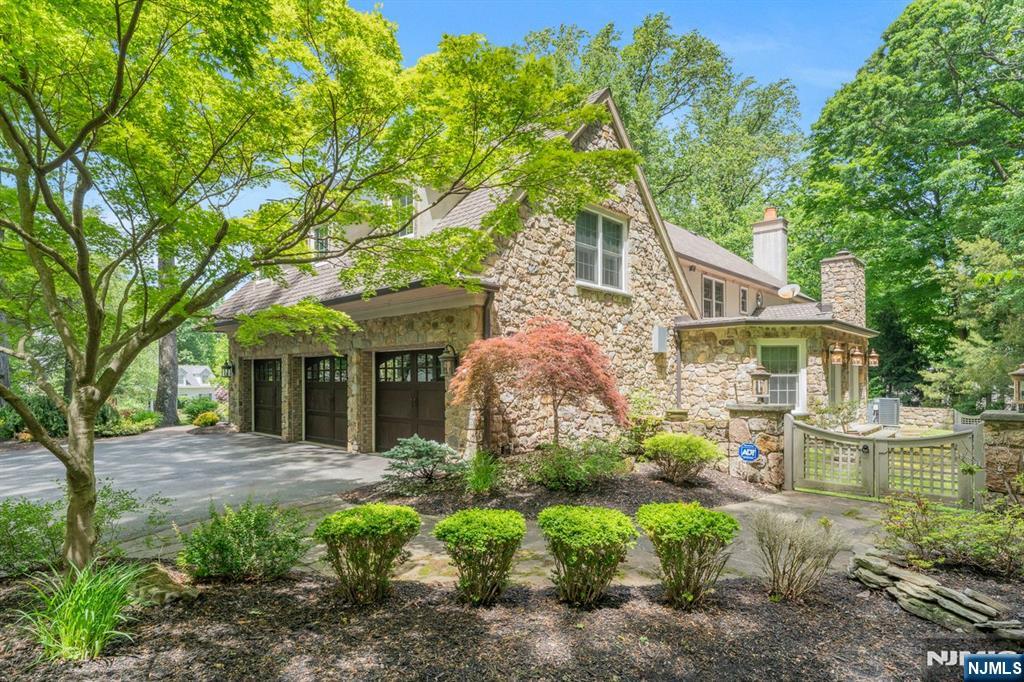 3 Rolling Ridge Drive — photo 36