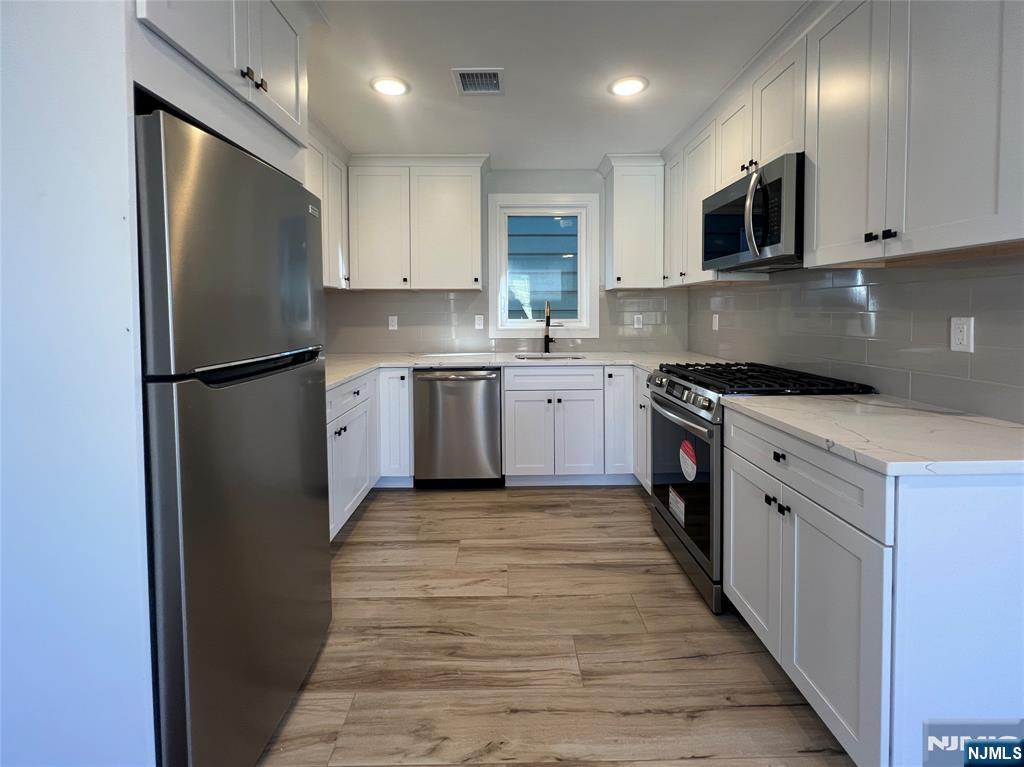 48 Tuttle - Photo 2