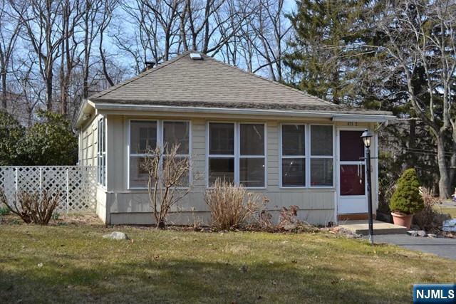 471 Sicomac Avenue 2 - Photo 2