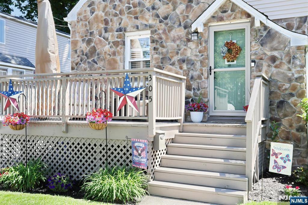 305 Depew Street - Photo 2