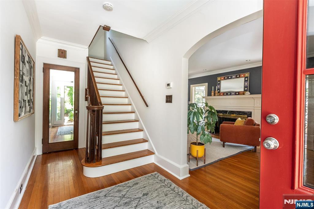 85 Hawthorne Avenue - Photo 4