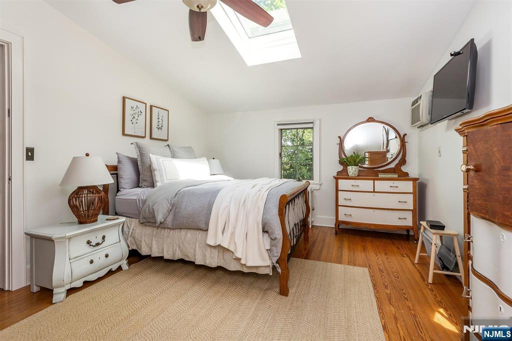 85 Hawthorne Avenue — photo 35